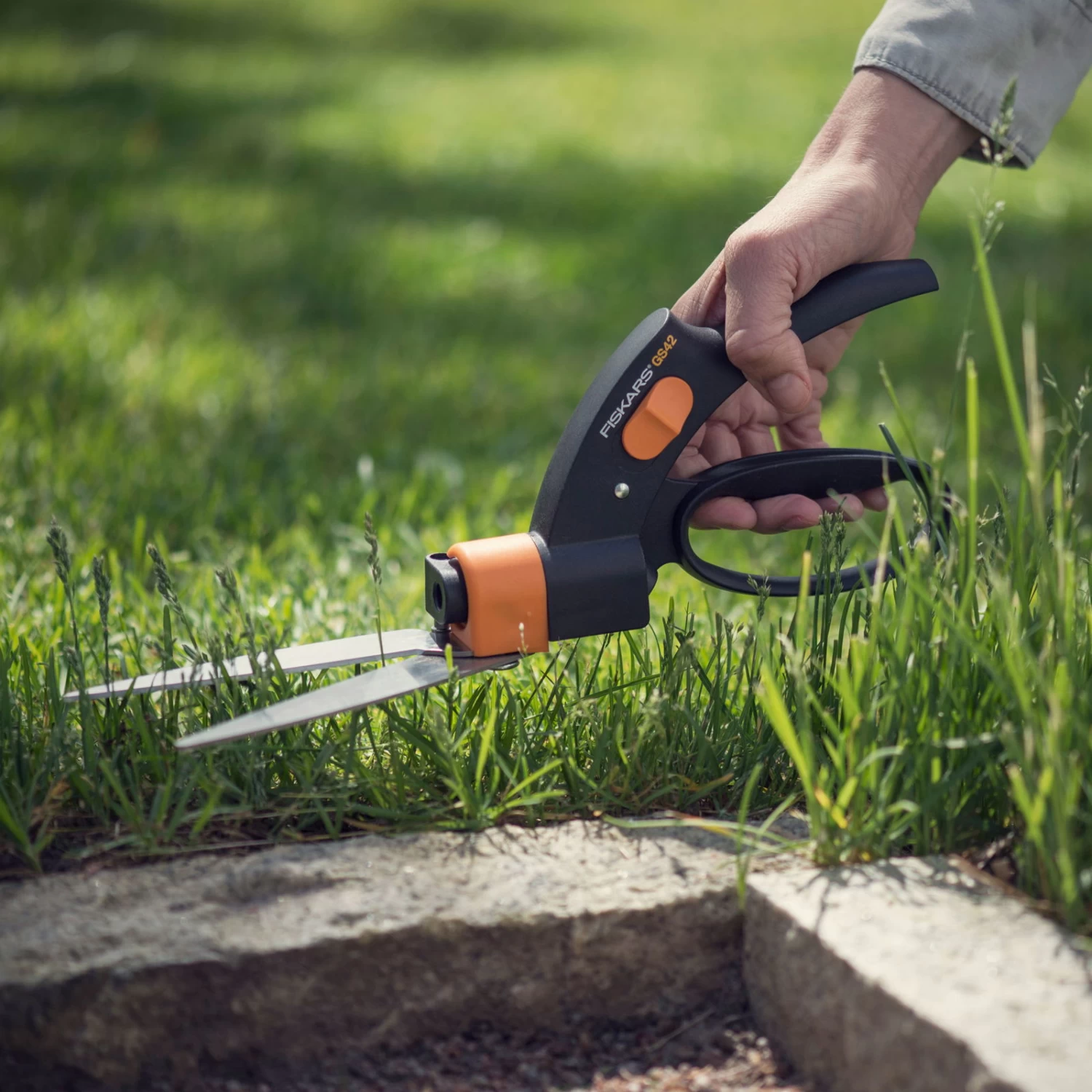 Fiskars Rasenkantenschere 2 Fiskars Rasenkantenschere – Bild 2