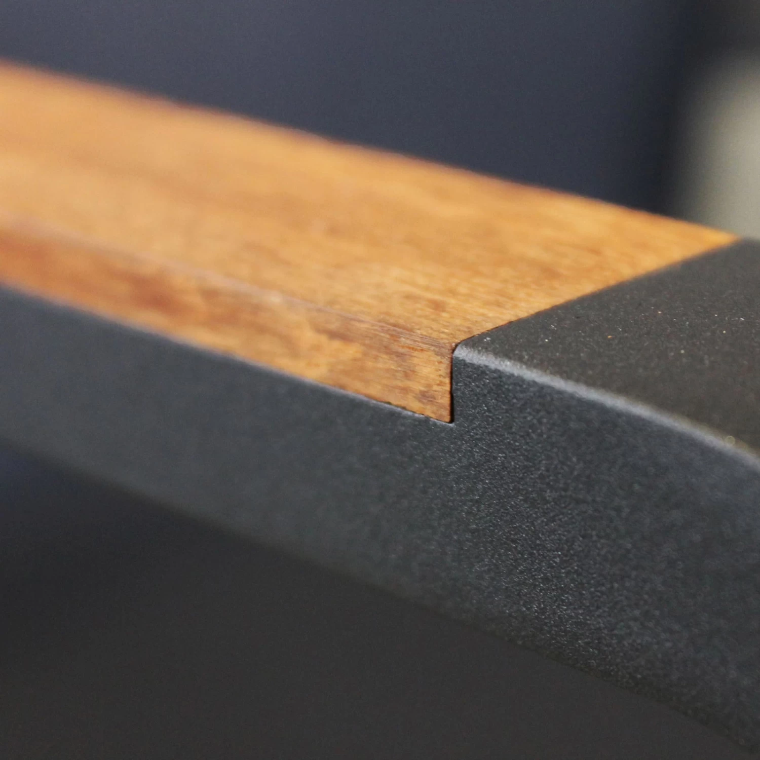 Best Stapelsessel "Paros" Mit Teak-Armlehnen, Filigran, Rostfrei, Komfortabel 4 Best Stapelsessel "Paros" Mit Teak-Armlehnen, Filigran, Rostfrei, Komfortabel – Bild 4